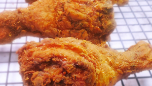 Vi kender opskriften på paneret kylling, lige som i de populære fastfood restaur