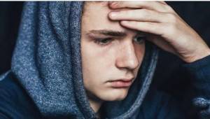 5 typiske symptomer, som vidner om, at teenageren er begyndt at tage narkotika. 
